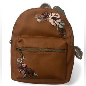 T-Shirt & Jeans Floral Boho Mini Backpack